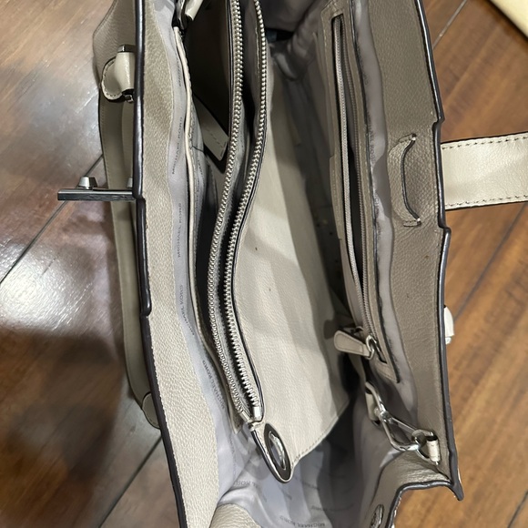 Michael Kors Cream Satchel Bag - Picture 3 of 3
